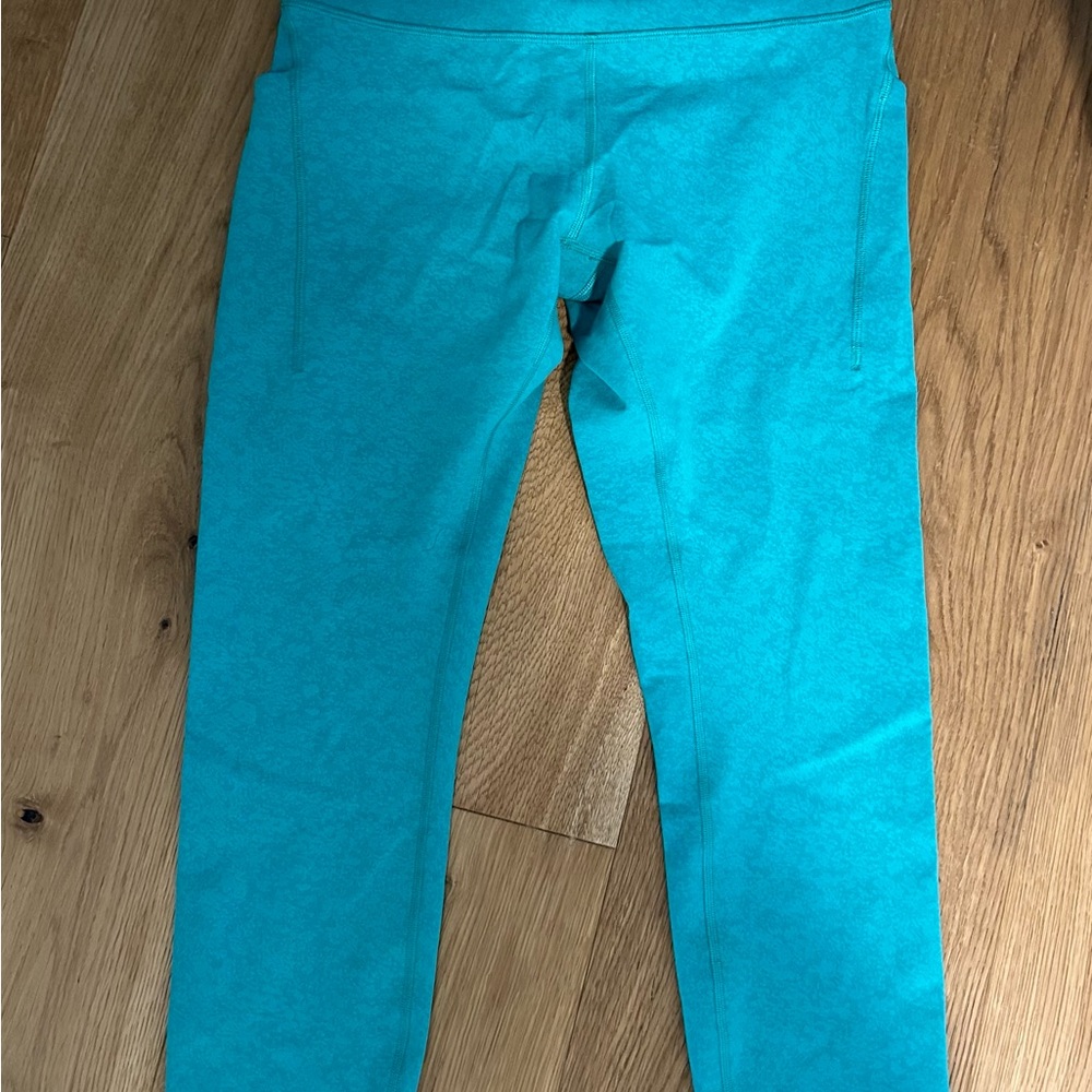 Lululemon Training Wunder - green - size 10